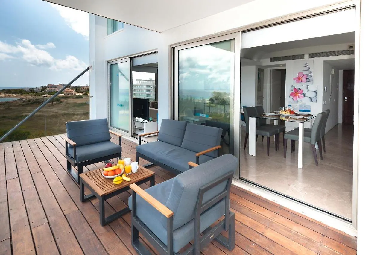 Apartment Marisol - Beachfront プロタラス