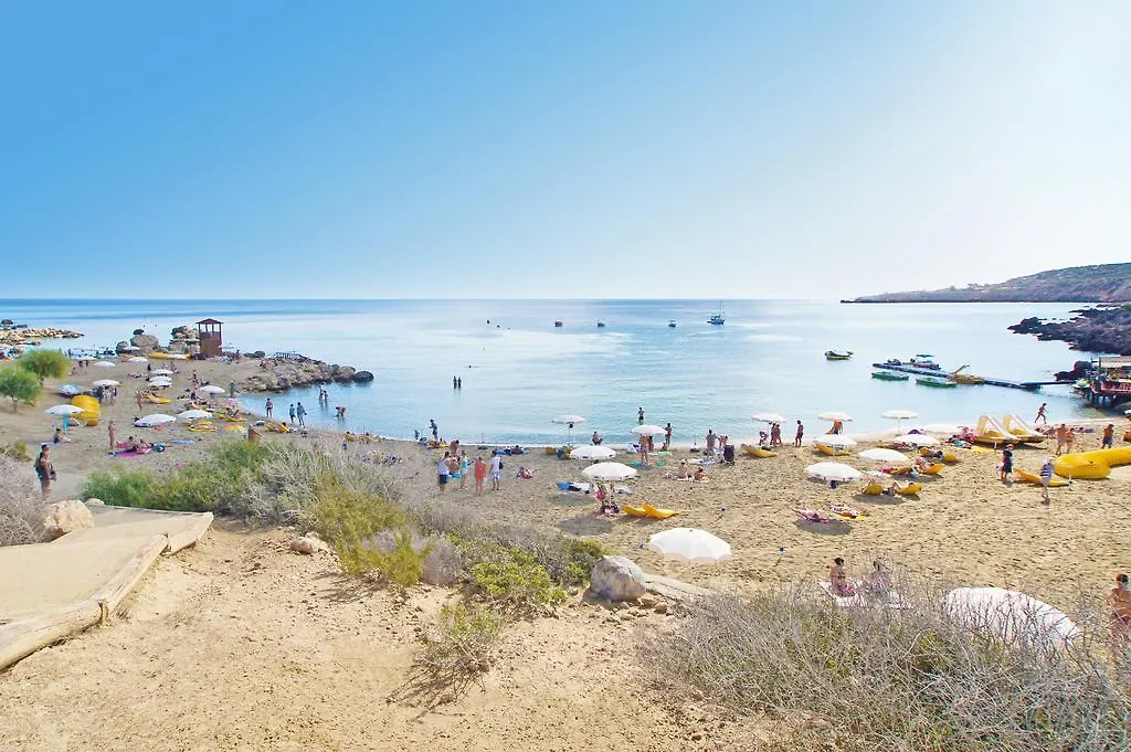 Apartment Marisol - Beachfront プロタラス